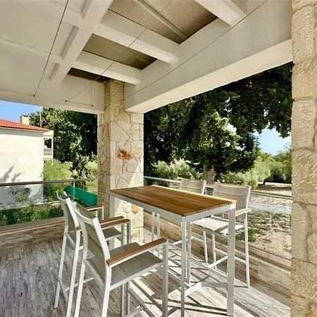 Brina House 3 Bedrooms 8 Guests Holiday home