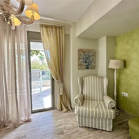 Brina House 3 Bedrooms 8 Guests Pefkochori