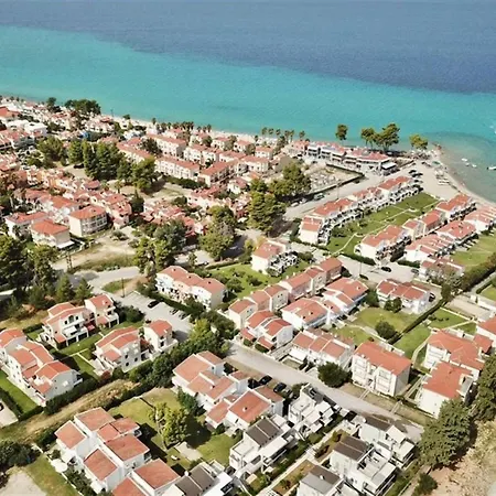 Brina House 3 Bedrooms 8 Guests Pefkochori