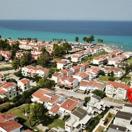 Brina House 3 Bedrooms 8 Guests * Pefkochori